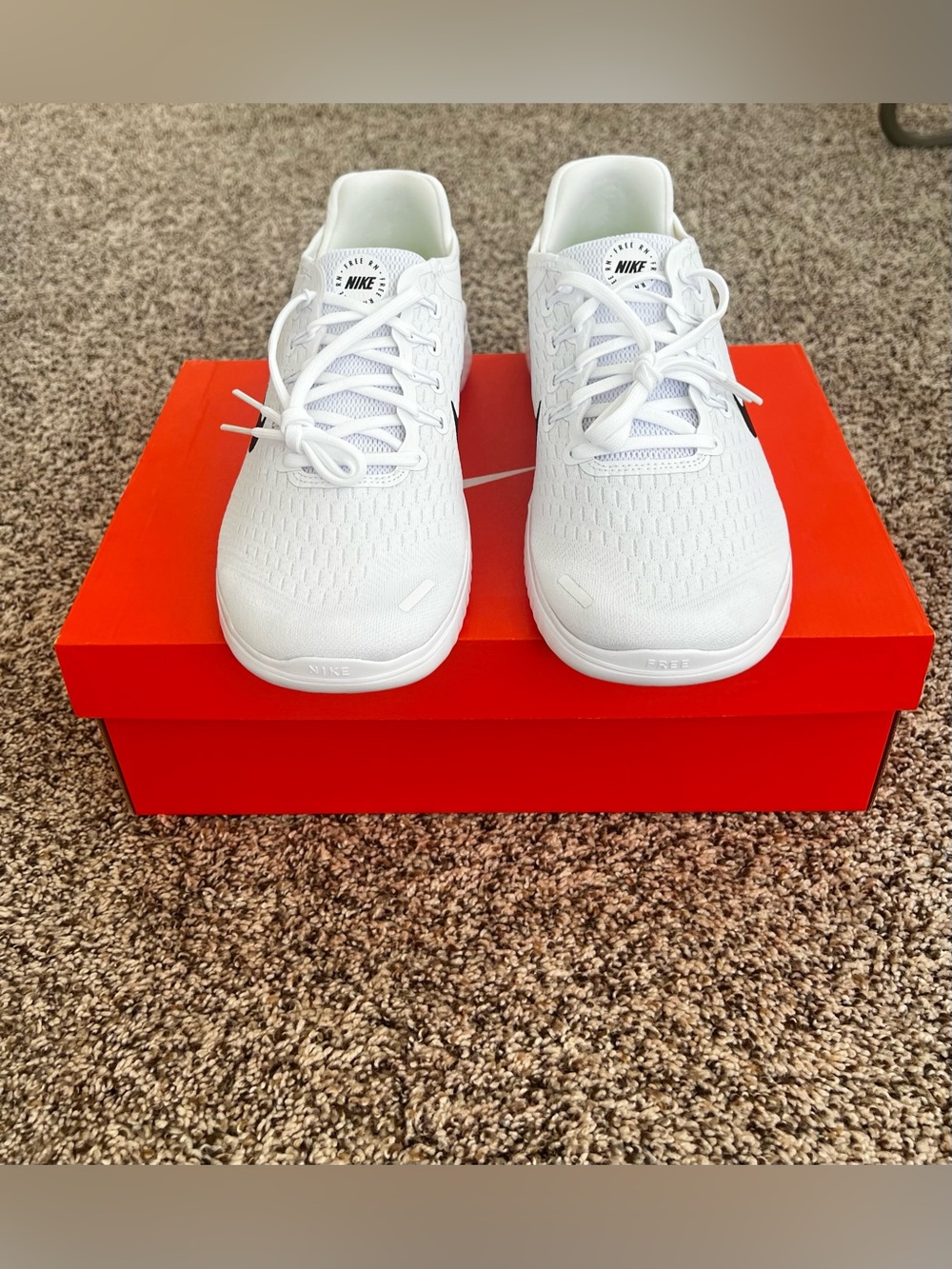 New Nike Free RN 2018 White 942836-100 Men’s Size 11